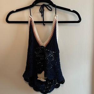 Ilia ilia crochet halter top